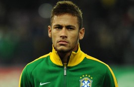 多米体育官方-内马尔连续五场比赛得分突破纪录，曼联挑战极限！